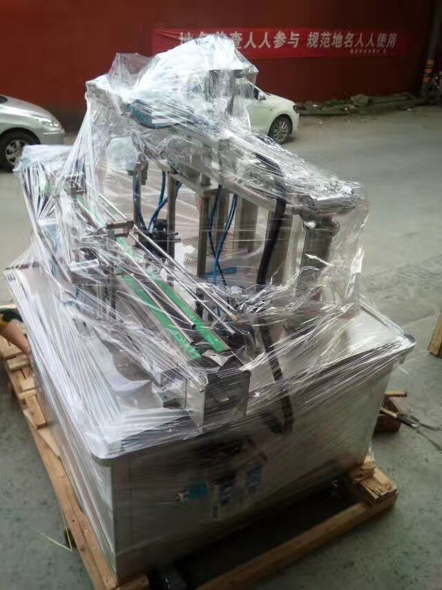 type linéaire liquide automatique de machine de remplissage de la bouteille 100ml pour la bière 2