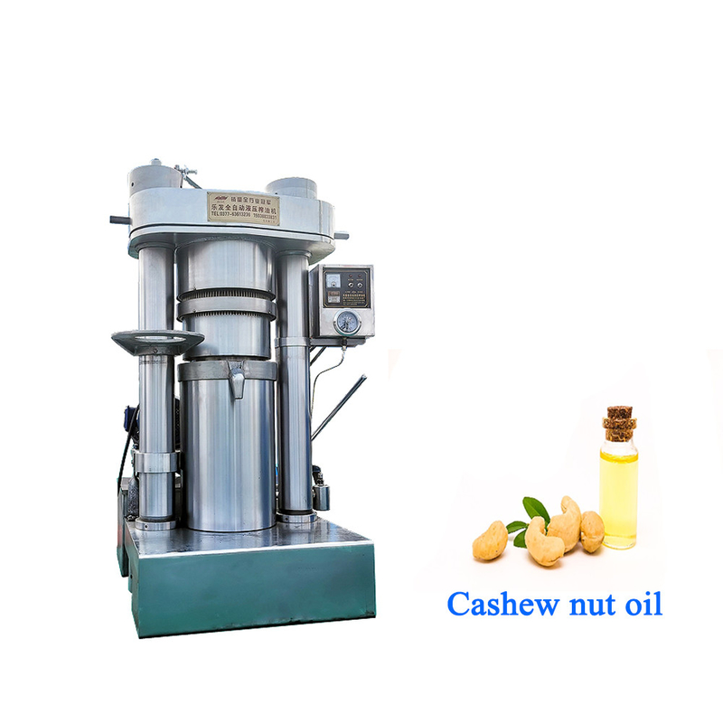 Machine d'extraction avancée d'huile de coco d'une capacité de 1230 kg et d'une capacité de lot de 13 kg par lot